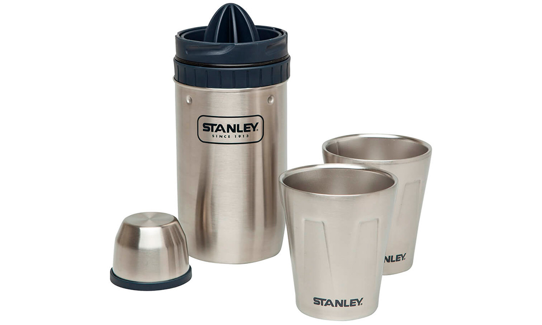 Фотография Набор Stanley Adventure - шейкер 0.59 л и 2 чашки 0.2 л серебристый