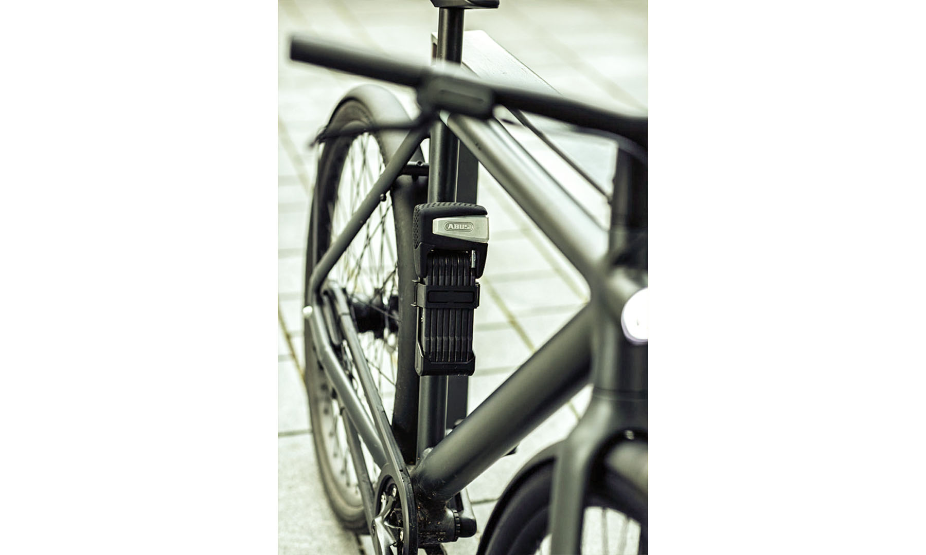 Замок сегментний ABUS 6500KA/90 Bordo Granit Xplus Alarm чорний + кріплення SH 3