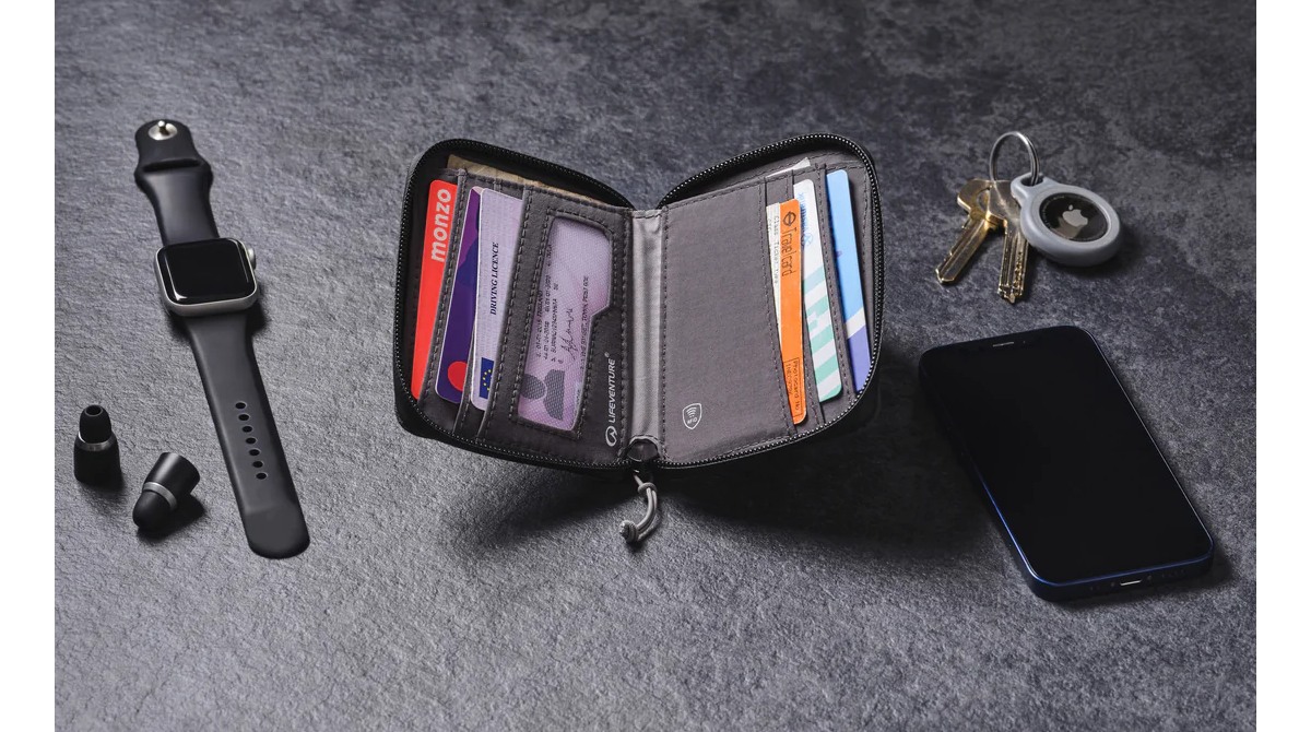 Фотографія Гаманець Lifeventure Recycled RFID Bi-Fold Wallet grey 6