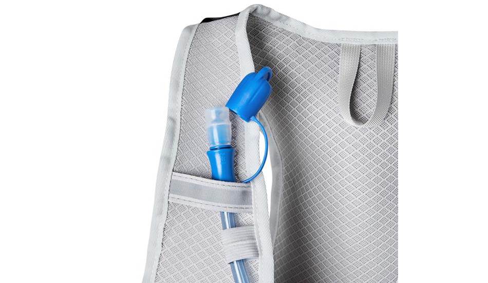 Велосипедный рюкзак NILS CAMP NC1708 BLACK TRIPPER 8 Велосипедный рюкзак NILS CAMP NC1708 BLACK TRIPPER 8