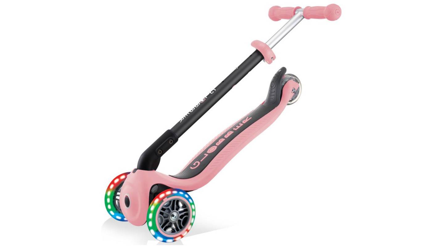 Самокат GLOBBER GO UP FOLDABLE PLUS LIGHTS пастельно-рожевий, 1.5+ 9 Самокат GLOBBER GO UP FOLDABLE PLUS LIGHTS пастельно-рожевий, 1.5+ 9