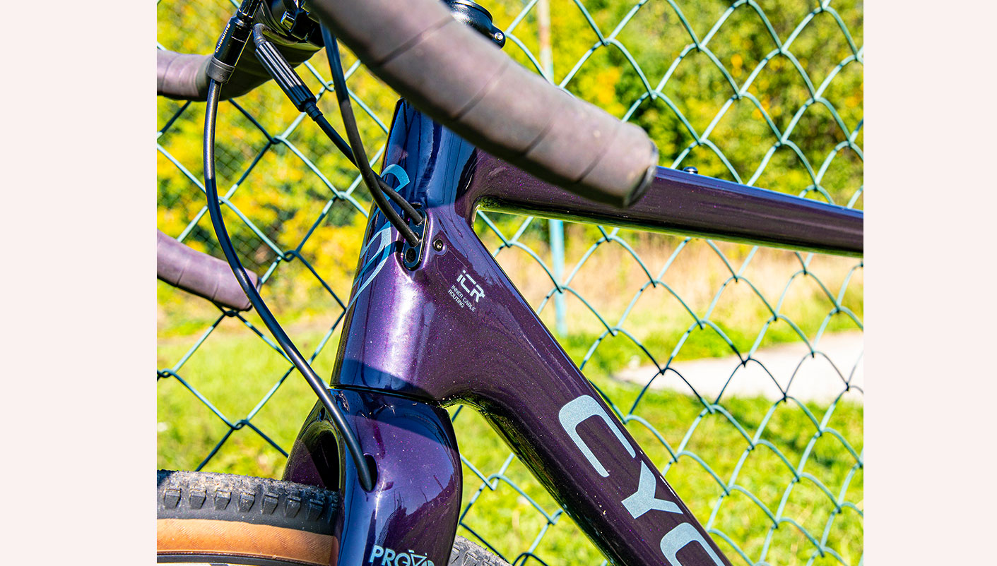 Велосипед Cyclone CGX 28" размер М рама 54 см 2022  Фиолетовый 13