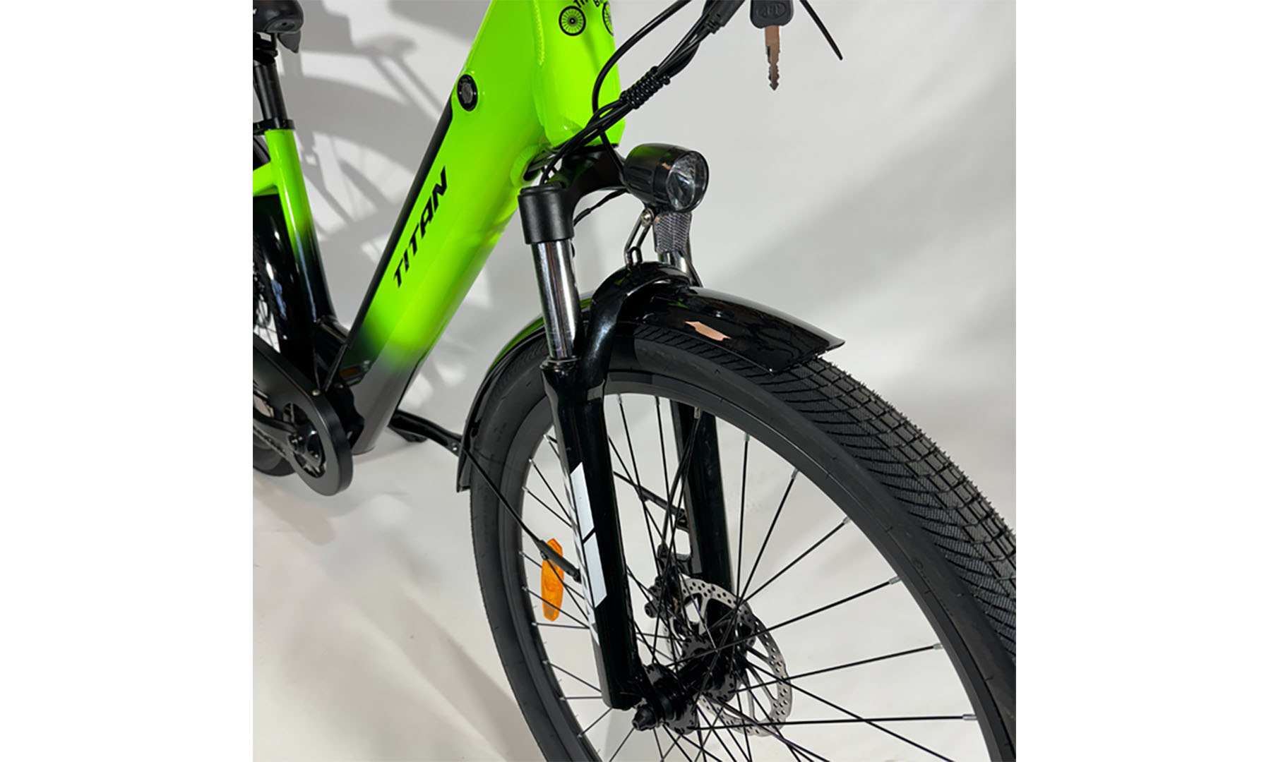 Електровелосипед E-Titan Volt 27.5" 17" Чорний-Зелений 4