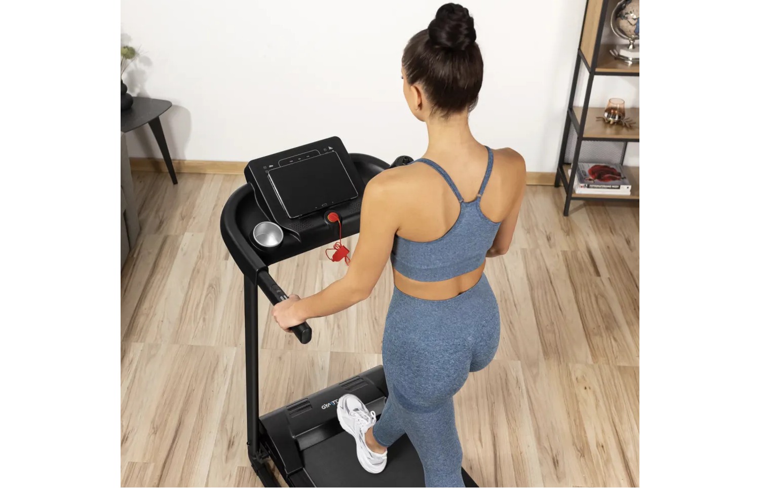 Бігова доріжка Gymtek XT550 синій 13