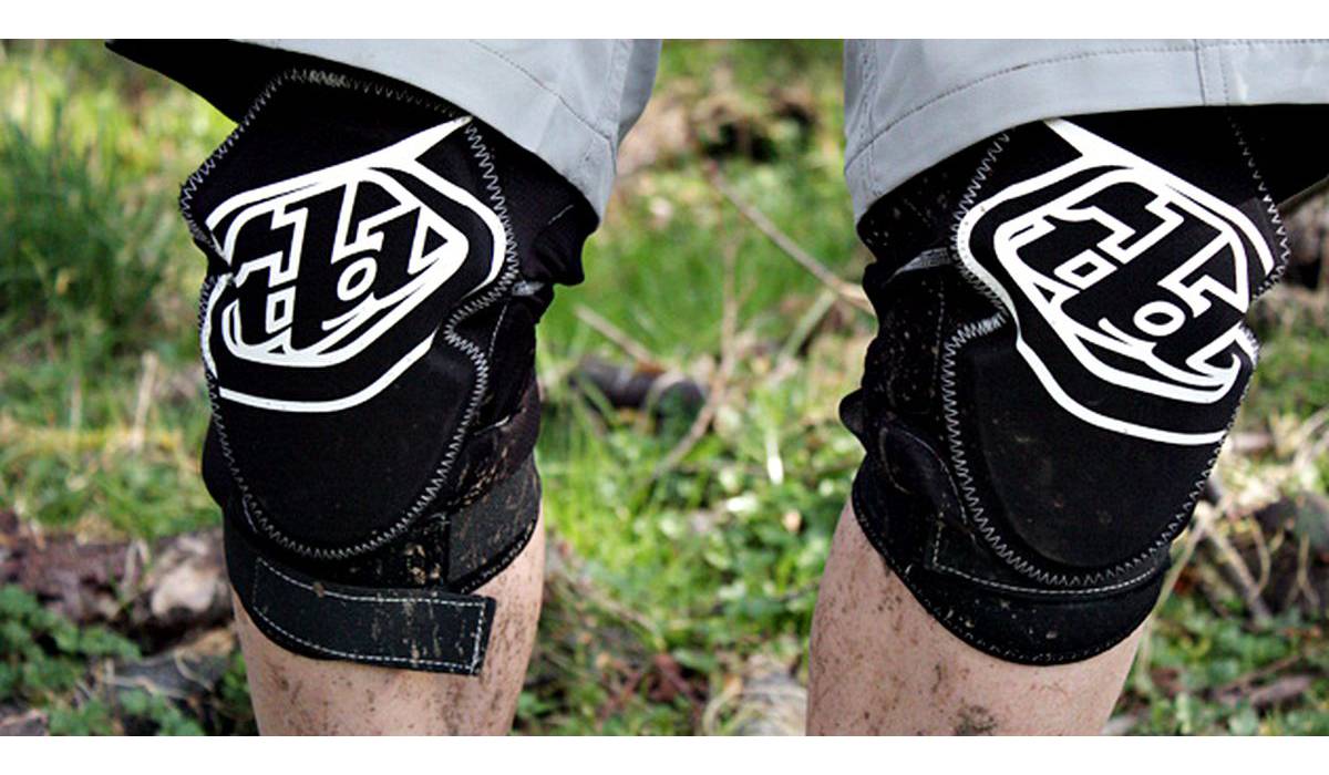 Вело наколенники TLD T-BONE Knee Guard размер M/L black 3