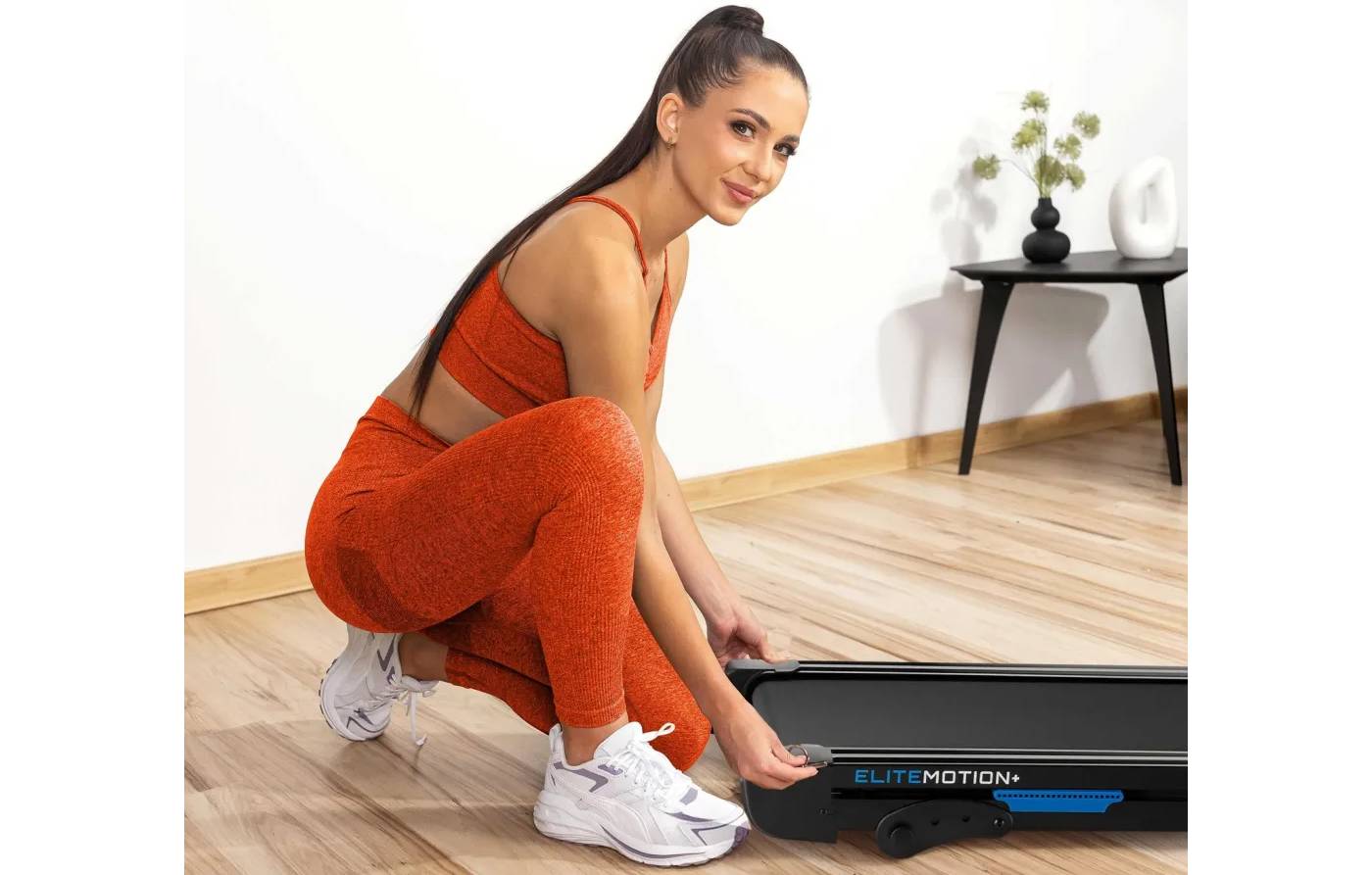 Беговая дорожка Gymtek XTM500 с массажером 15