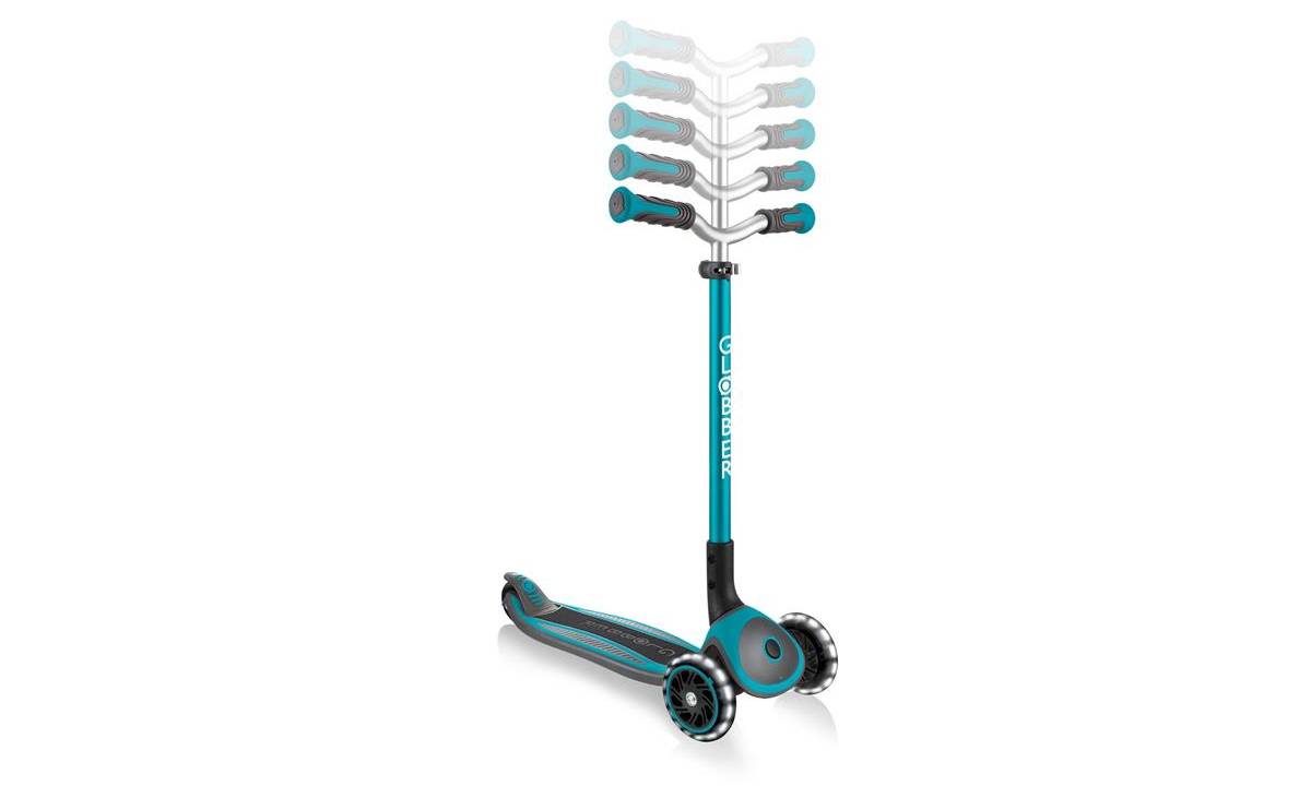 Самокат GLOBBER MASTER LIGHTS бирюзовый, колёса с подсветкой, 4+ 3