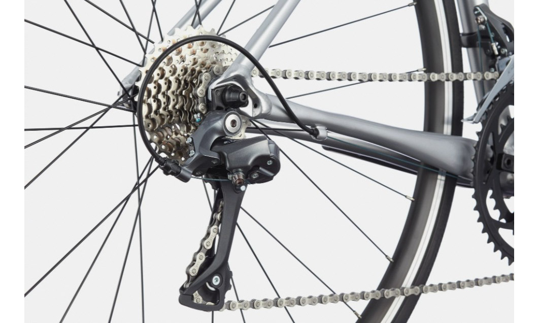 Велосипед Cannondale CAAD Optimo 4 28" (2021) 2021 сріблястий 4 Велосипед Cannondale CAAD Optimo 4 28" (2021) 2021 сріблястий 4