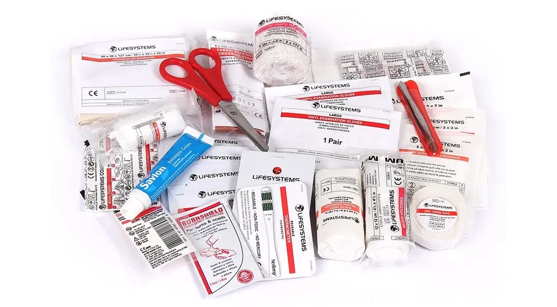 Аптечка Lifesystems Explorer First Aid Kit 3 Аптечка Lifesystems Explorer First Aid Kit 3