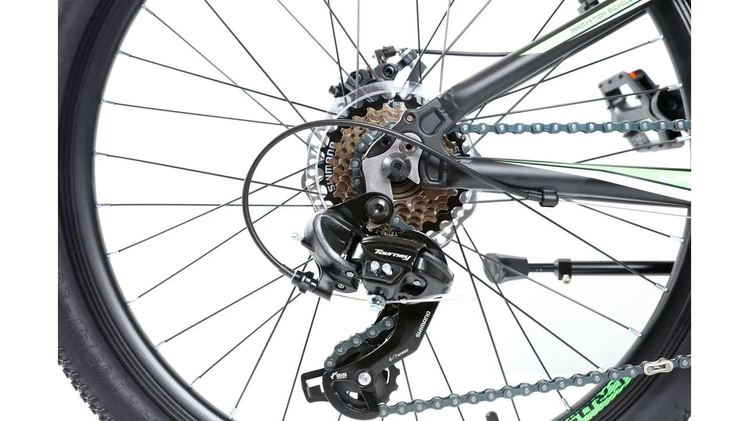 Фотография Велосипед Crosser Levin 26" размер XS рама 14 2021 Черно-зеленый 2