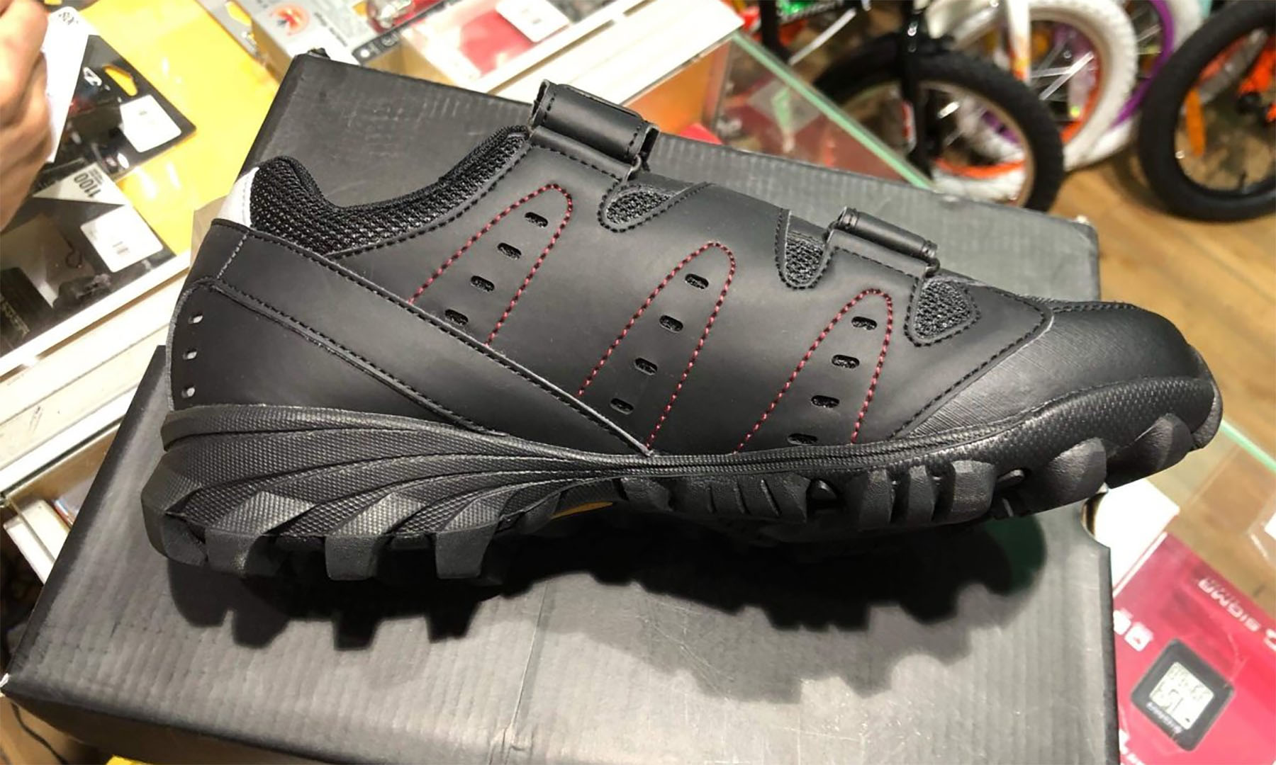 Велосипедные туфли МТБ FLR Bushmaster Pro черные/серебристые, размер 39 3