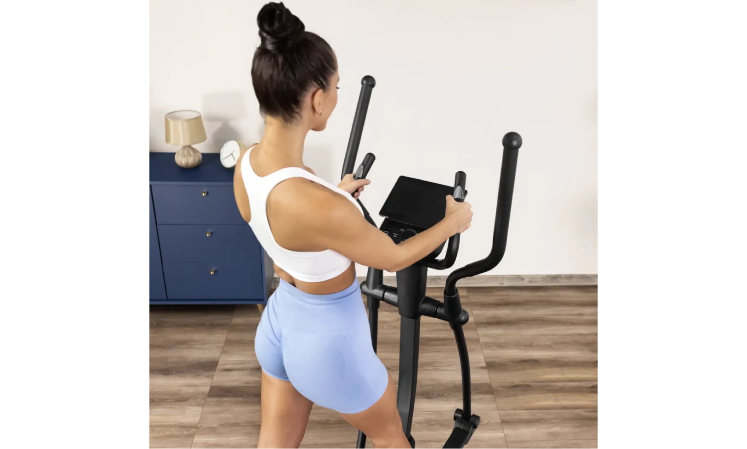 Фотография Орбитрек Gymtek XC4500 электромагнитный золотой 16