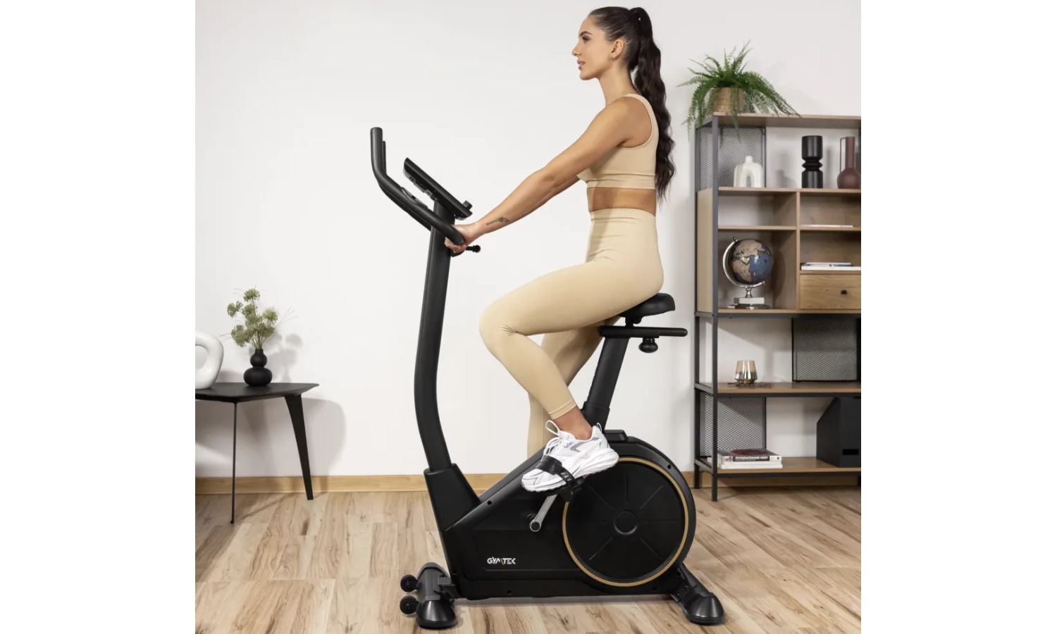 Фотография Велотренажер Gymtek XB2500 электромагнитный золотистый 11
