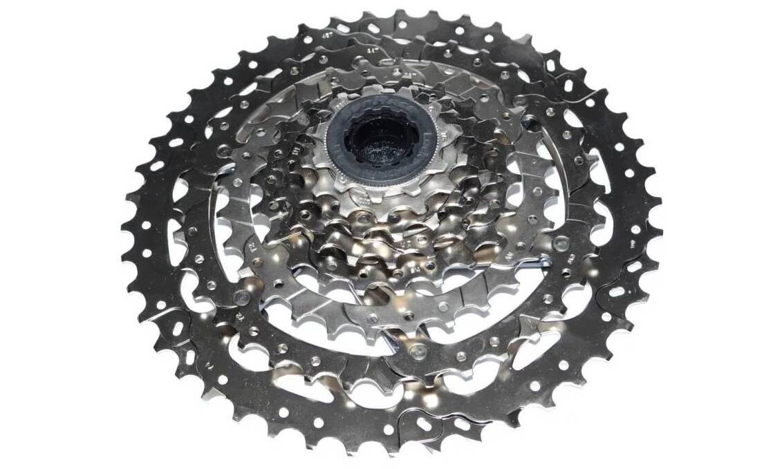 Кассета SunRace CSM703, 8 скоростей, 11-45T, никель Кассета SunRace CSM703, 8 скоростей, 11-45T, никель