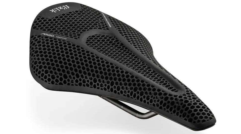 Седло Fizik Vento Argo R3 - 150mm Adaptive, Road Racing, black Седло Fizik Vento Argo R3 - 150mm Adaptive, Road Racing, black