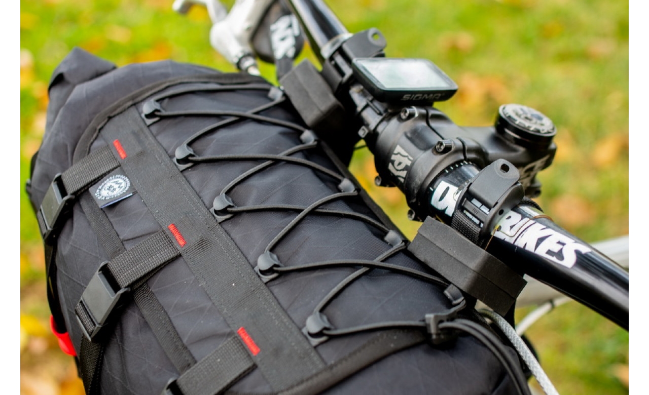 Нарульна сумка KasyBag Handlebar X-Roll ROAD Black-Black 15 Нарульна сумка KasyBag Handlebar X-Roll ROAD Black-Black 15