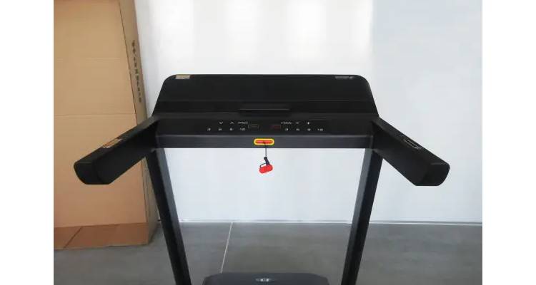 Беговая дорожка Generation Fitness Walker iConsole 6