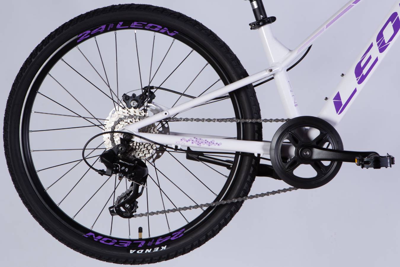Велосипед Leon JUNIOR DD CS 24", размер XXS, рама 12", 2025, белый с сиреневым 2