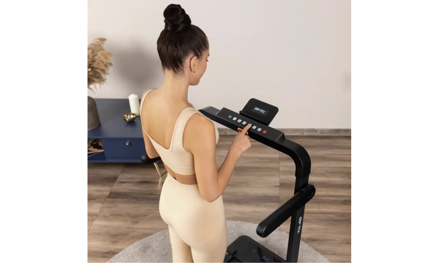 Фотографія Бігова доріжка Gymtek XT560 11