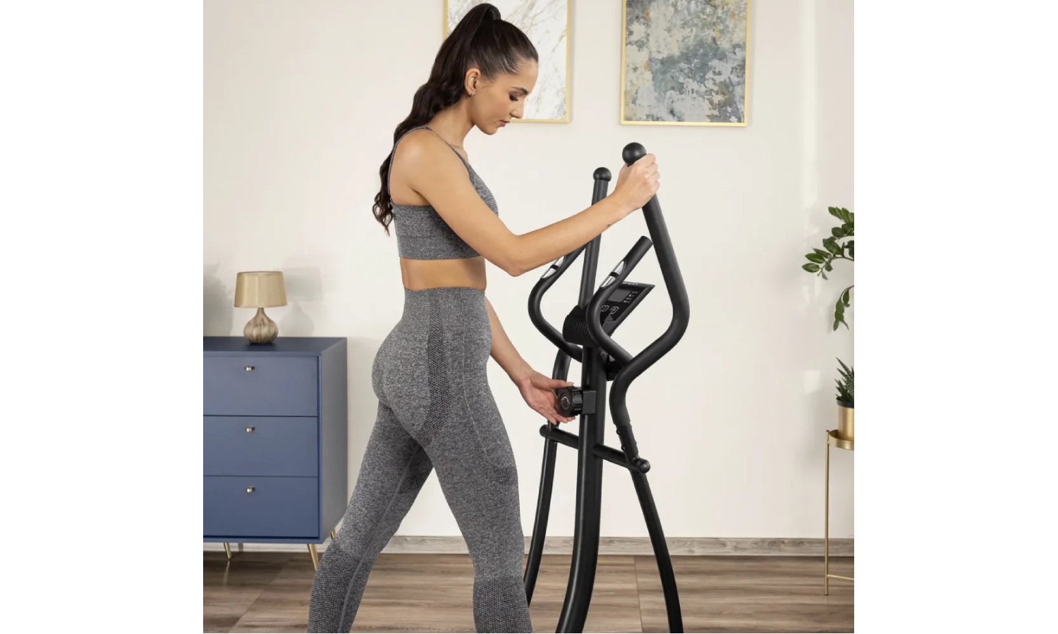 Фотография Орбитрек Gymtek XC1500 магнитный золотой 16