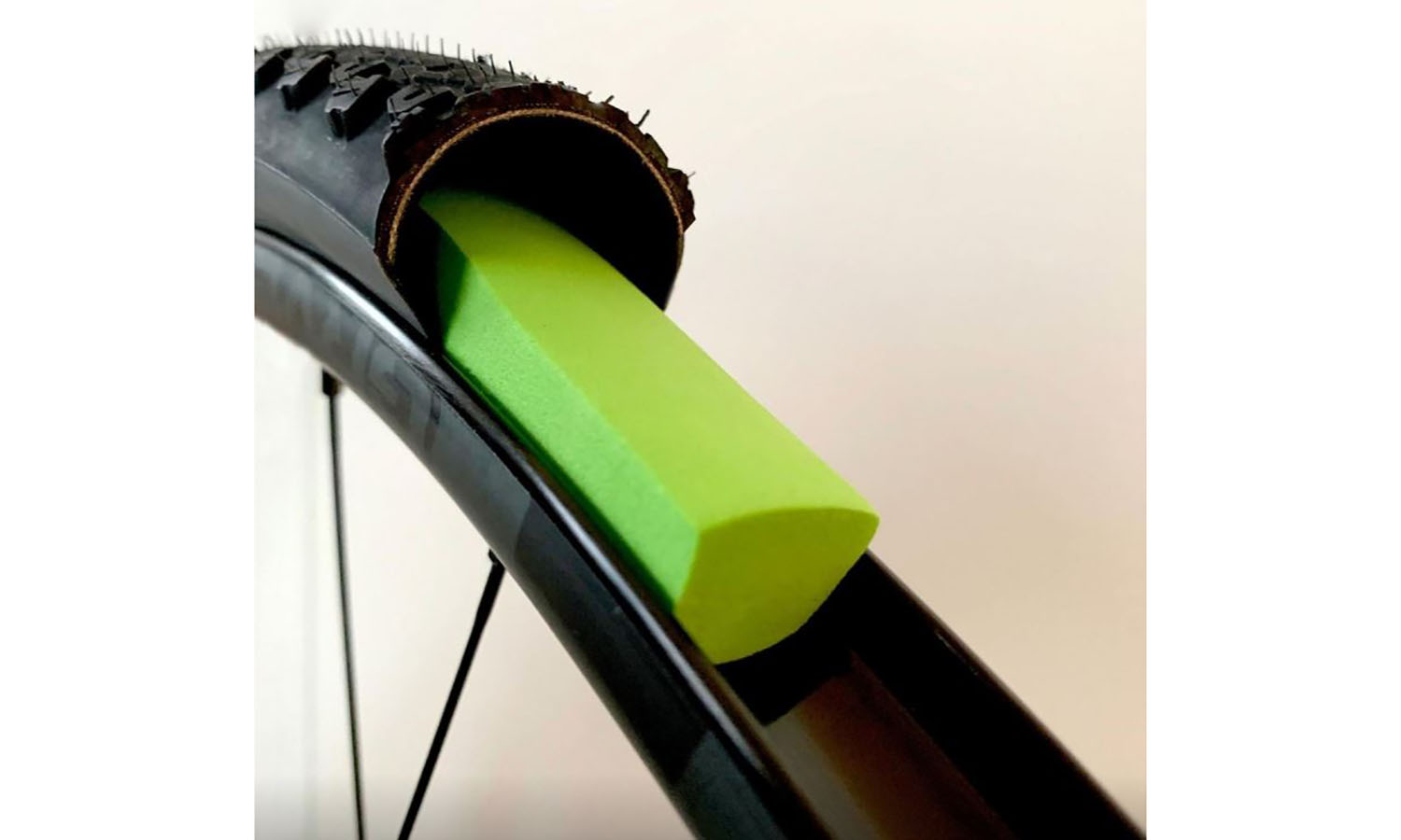Наполнитель VITTORIA Air-Liner Tire Insert Gravel 31-40mm 2
