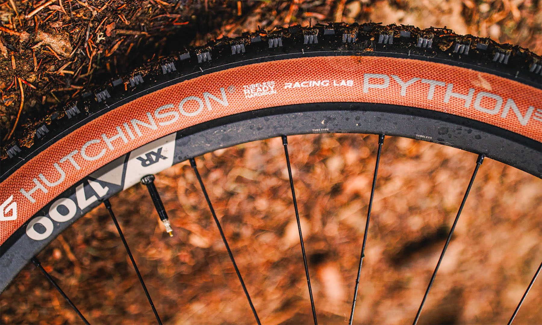 Hutchinson Python 3 29x2.40 TL Tan Black-Brown (PV532102) 4