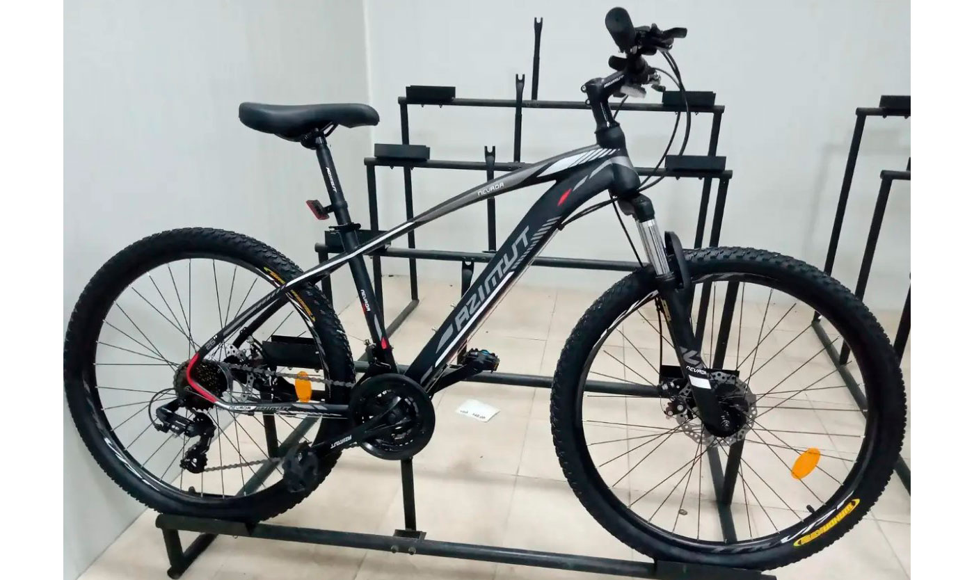 Фотография Велосипед Azimut Nevada D 26" размер S рама 15,5 Черно-серый