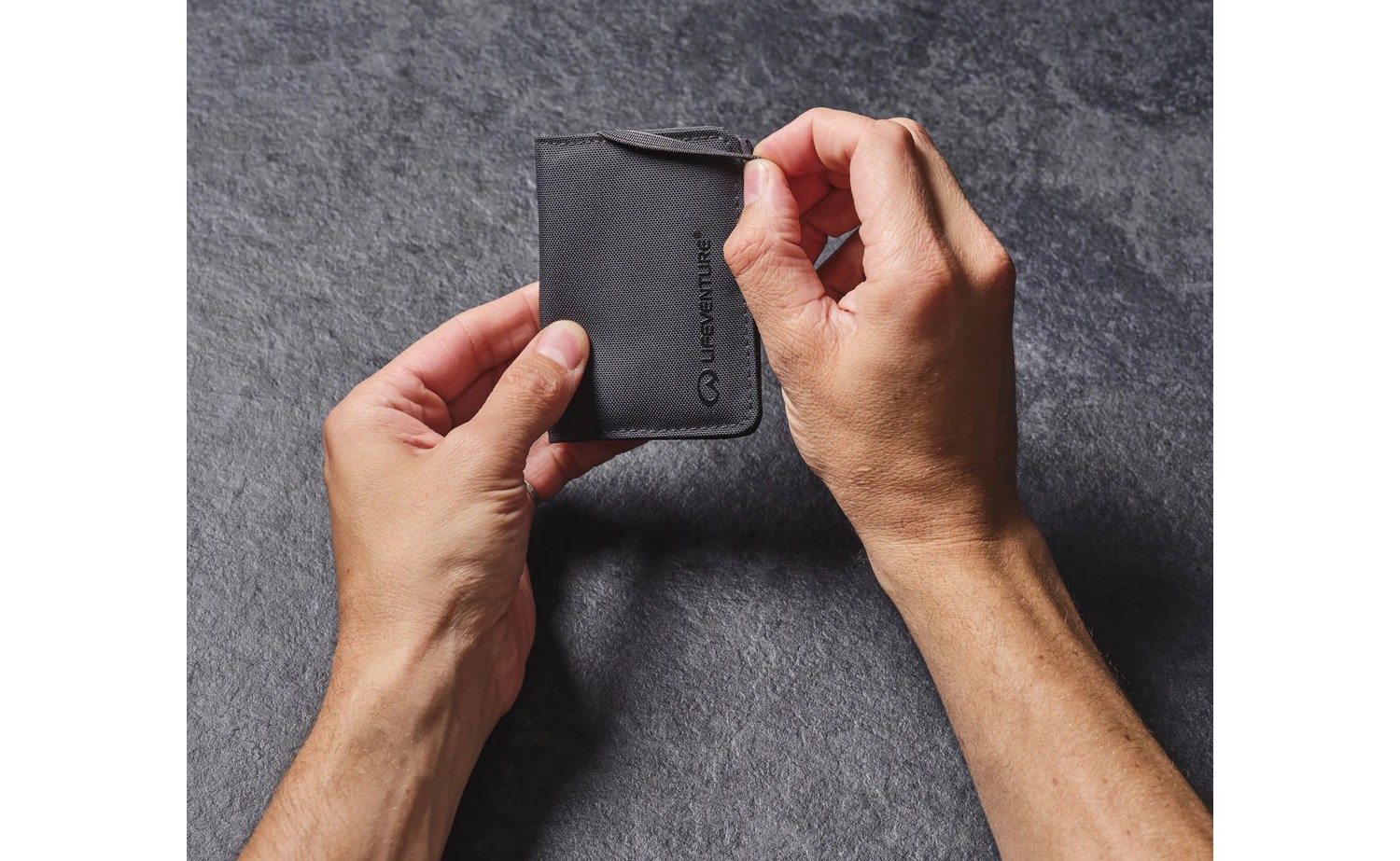 Фотографія Гаманець Lifeventure Recycled RFID Card Wallet grey 4