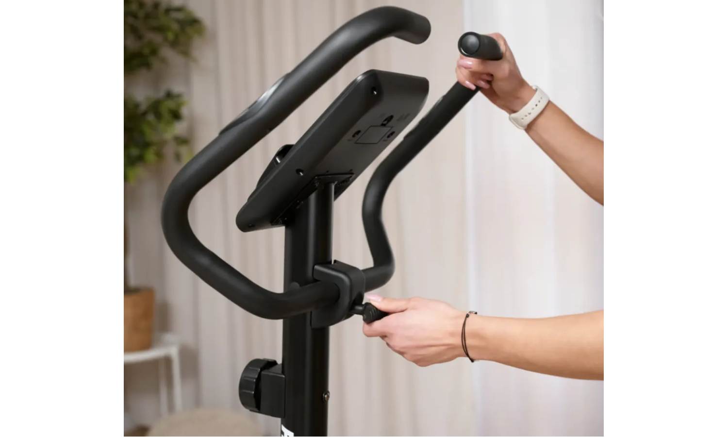 Велотренажер Hop-Sport HS-4000H Grant чорно-золотистий 7