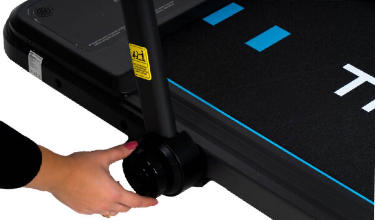 Беговая дорожка THUNDER IMPACT BLACK 3 Беговая дорожка THUNDER IMPACT BLACK 3