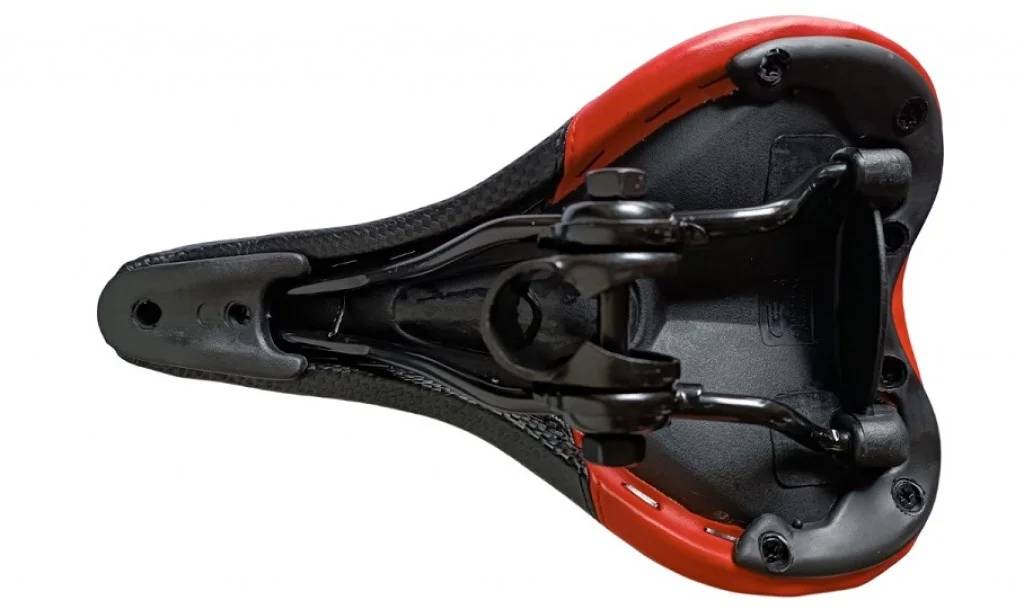 Седло Grand Star GS-5897BD черный "карбон" 4 Седло Grand Star GS-5897BD черный "карбон" 4