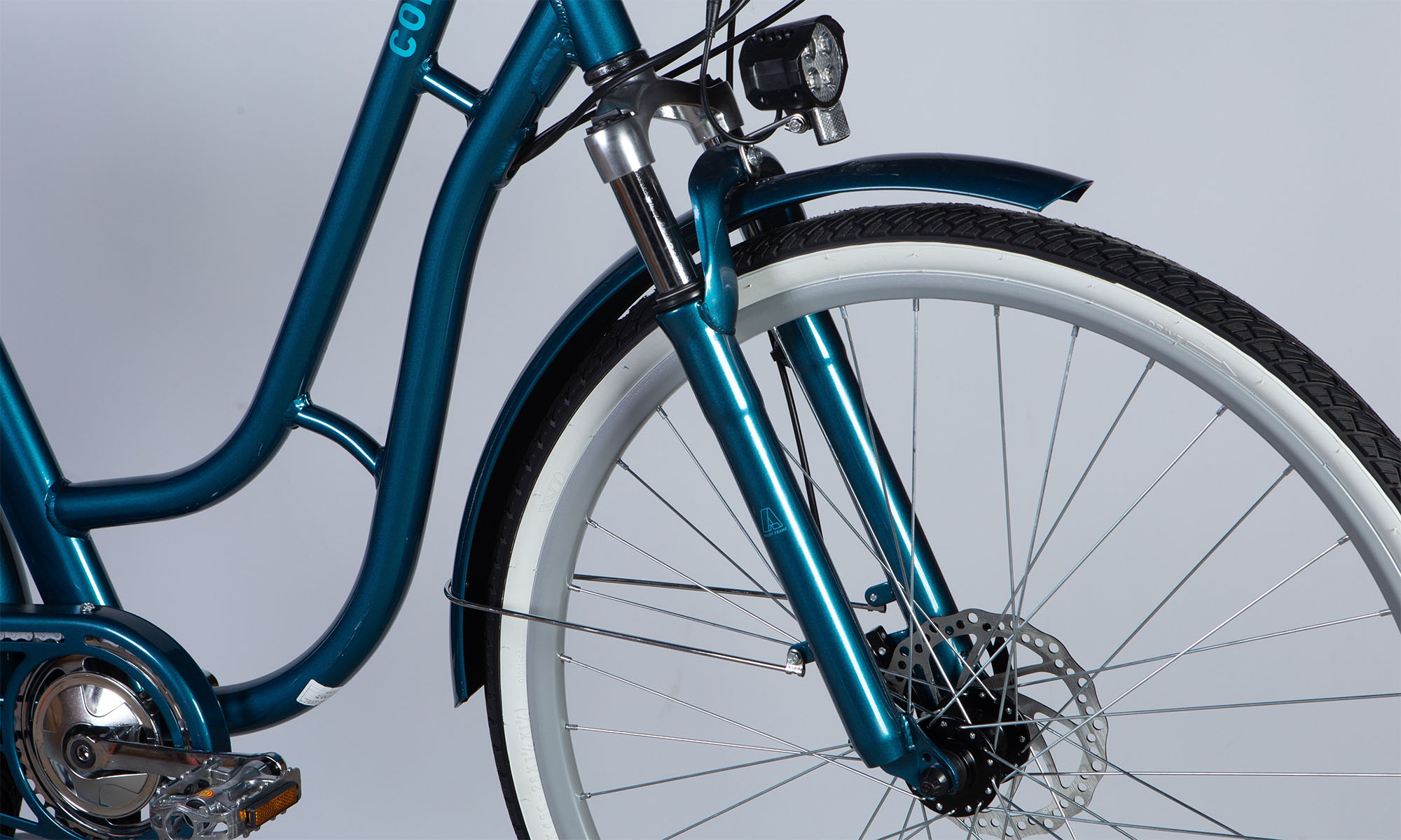 Велосипед с электроприводом Dorozhnik eCORAL DD FR 28", размер L, рама-19", 36B, 12.5А*ч, 500Вт, год 2025, темно-бирюзовый 3