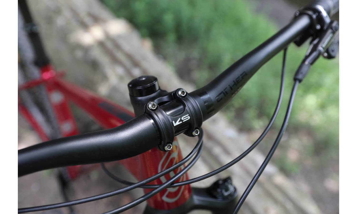 Велосипед Cyclone SLX PRO Trail 29" 2021, розмір S, червоний 4