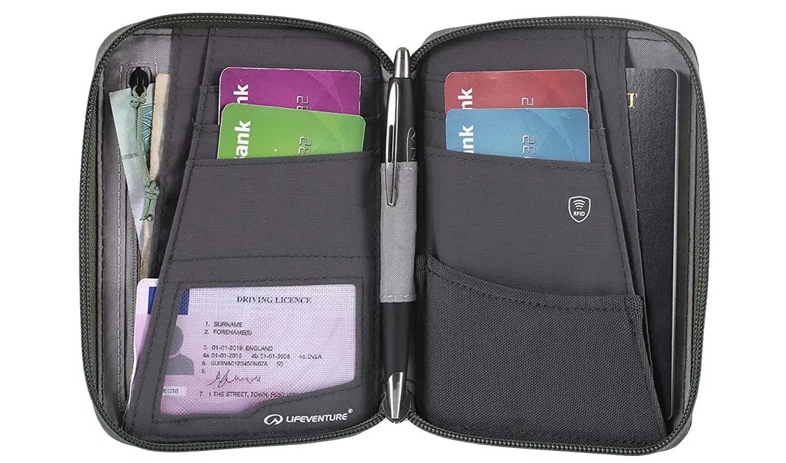 Кошелек Lifeventure Recycled RFID Mini Travel Wallet olive 4