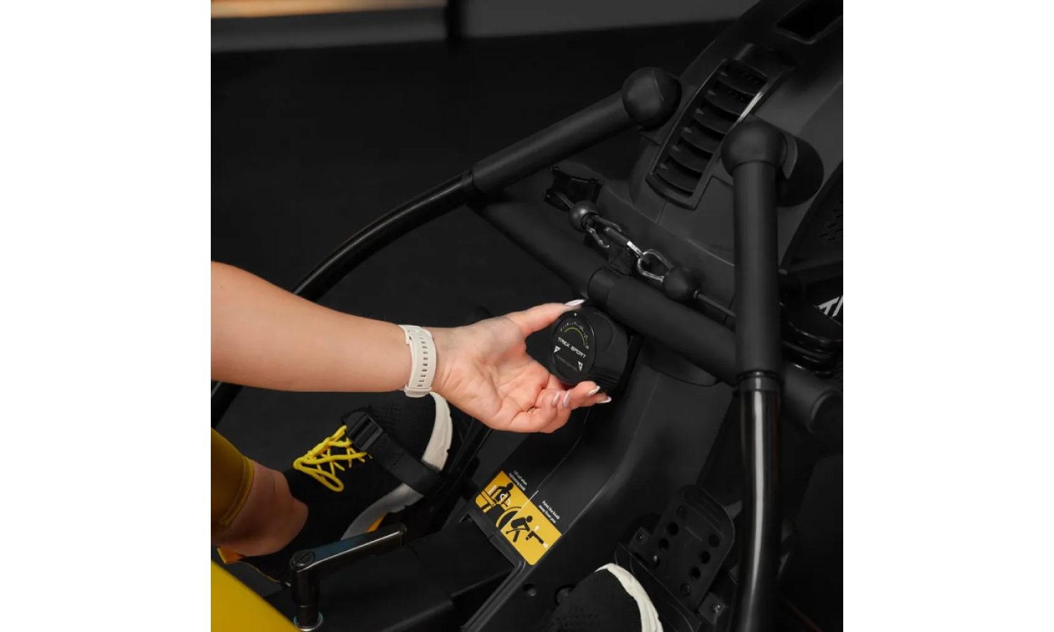 Гребной тренажер Trex Sport APRON TX-880RM аэромагнитный черный 12 Гребной тренажер Trex Sport APRON TX-880RM аэромагнитный черный 12