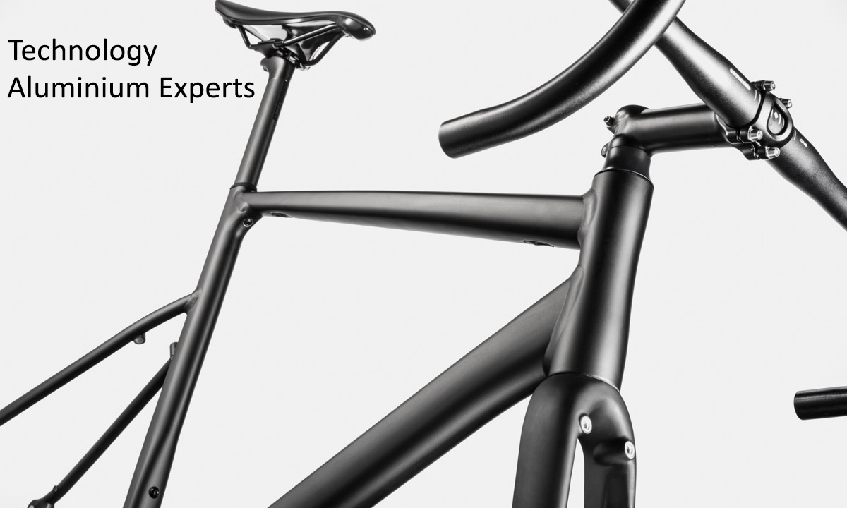 Велосипед Cannondale CAAD13 105 28" (2021) 2020 black 5