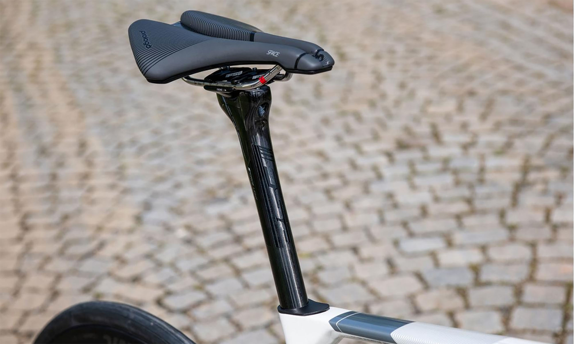 Велосипед AUTHOR CHARISMA 66i, 28" (700c), размер S, рама 48 см, год 2026, Белый 3