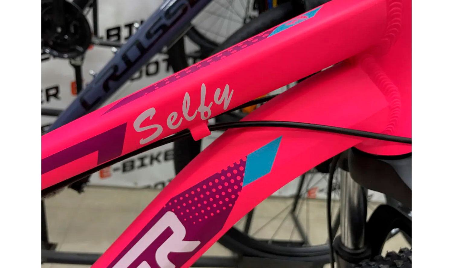 Фотография Велосипед Crosser Selfy 26" размер S рама 15 Розовый 8