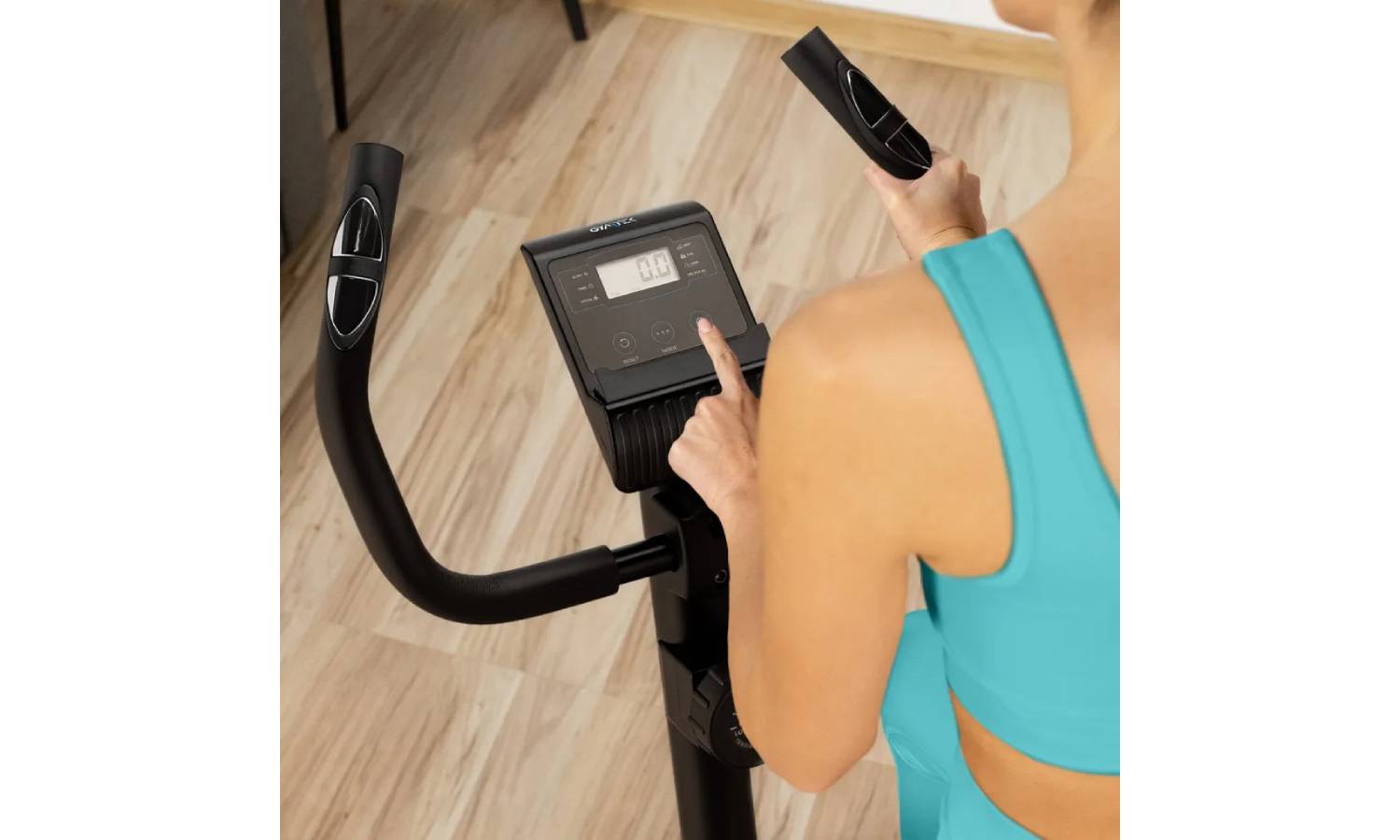 Велотренажер Gymtek XB500 магнитный черный 15 Велотренажер Gymtek XB500 магнитный черный 15