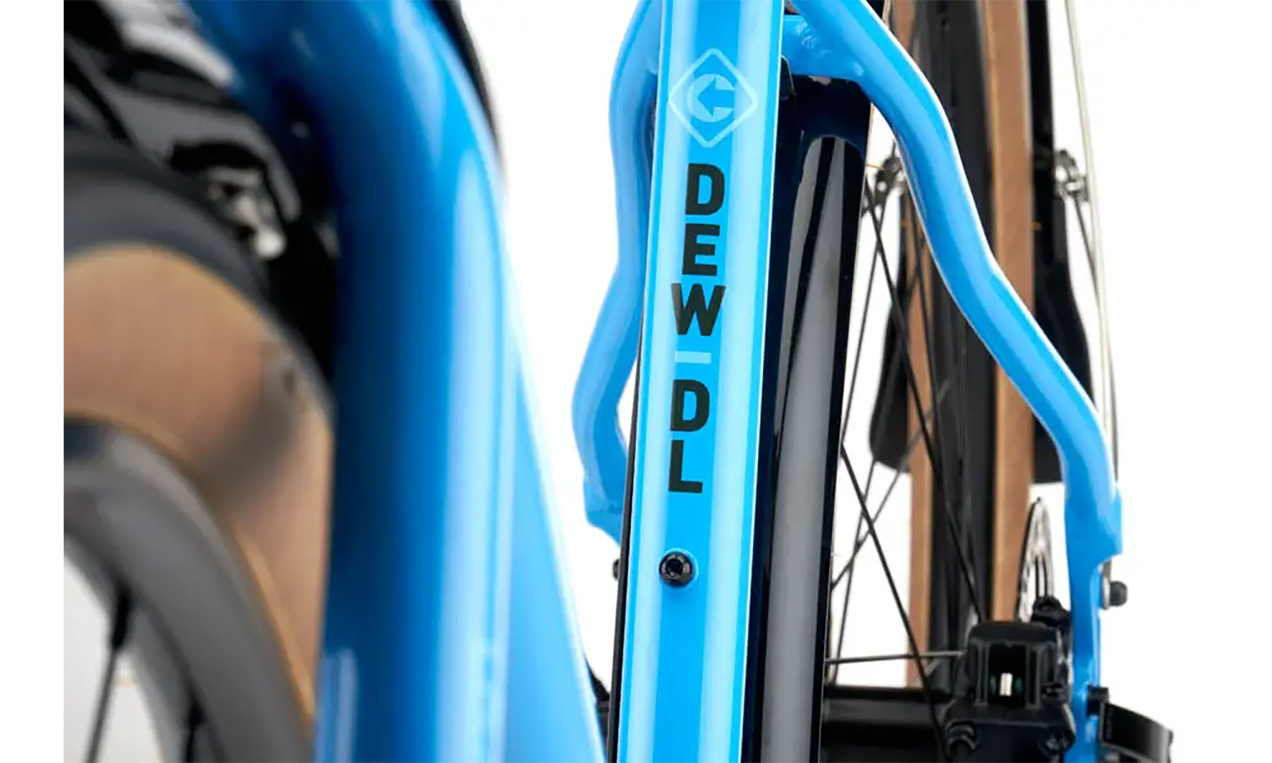 Фотография Велосипед дорожный Kona Dew Deluxe 27.5" размер рамы S, 2022, Gloss Azure Blue (голубой) 3