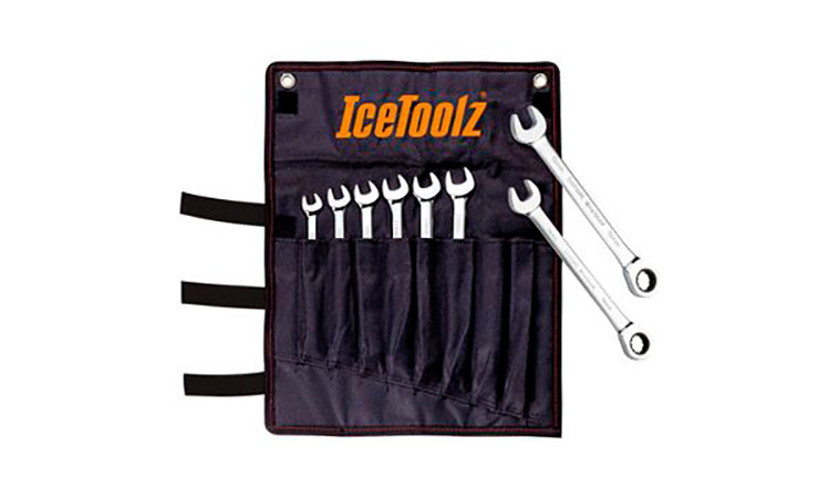 Фотография Набор ключей ICE TOOLZ 41B8 с трещёткой от 8 до15 мм, в кармане 