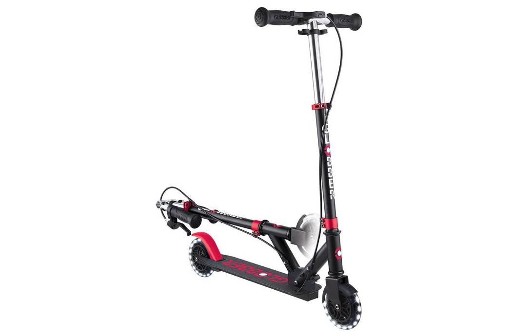 Самокат GLOBBER серии FLOW ELEMENT JUNIOR LIGHTS, черно-красный, колеса с подсветкой, 3+ 6