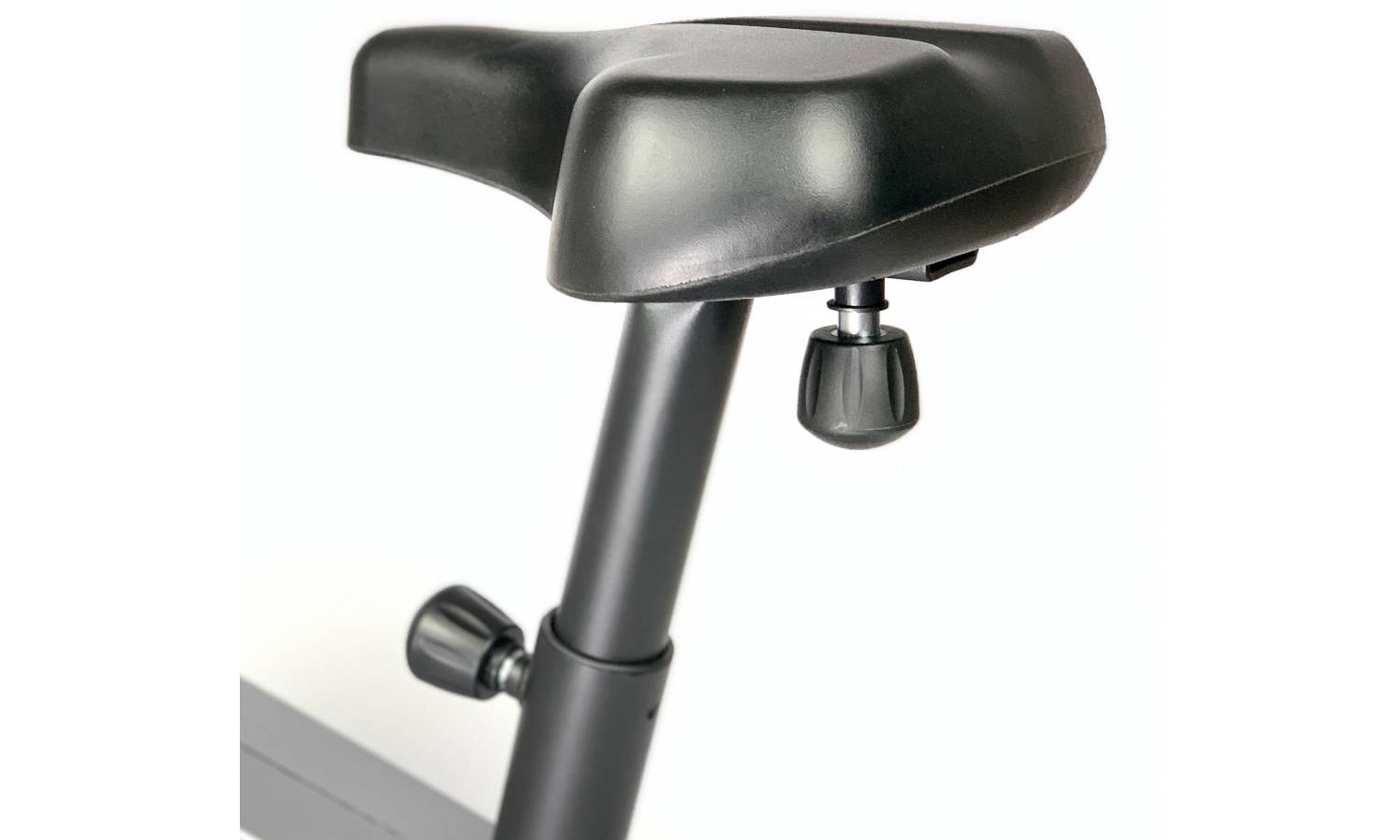 Велотренажер FitLogic B1801 8