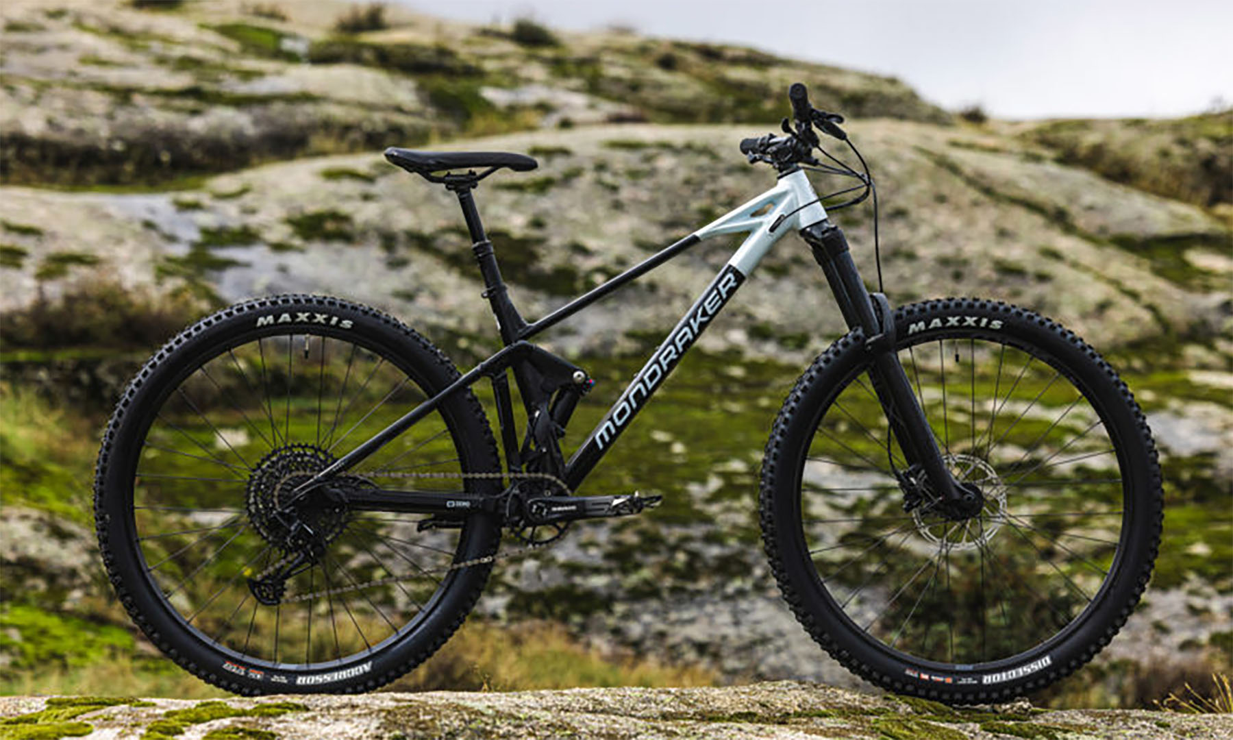 Mondraker Raze 29 "розмір M, (2023/2024) Чорний та білий велосипед 4