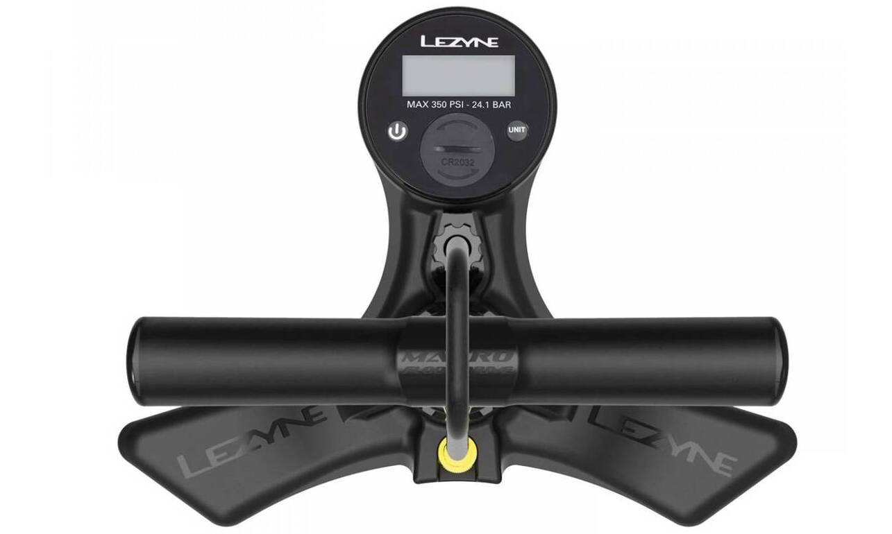 Напольный насос Lezyne Macro Floor Drive Digital DV, максимальное давление 220 psi, красный 3