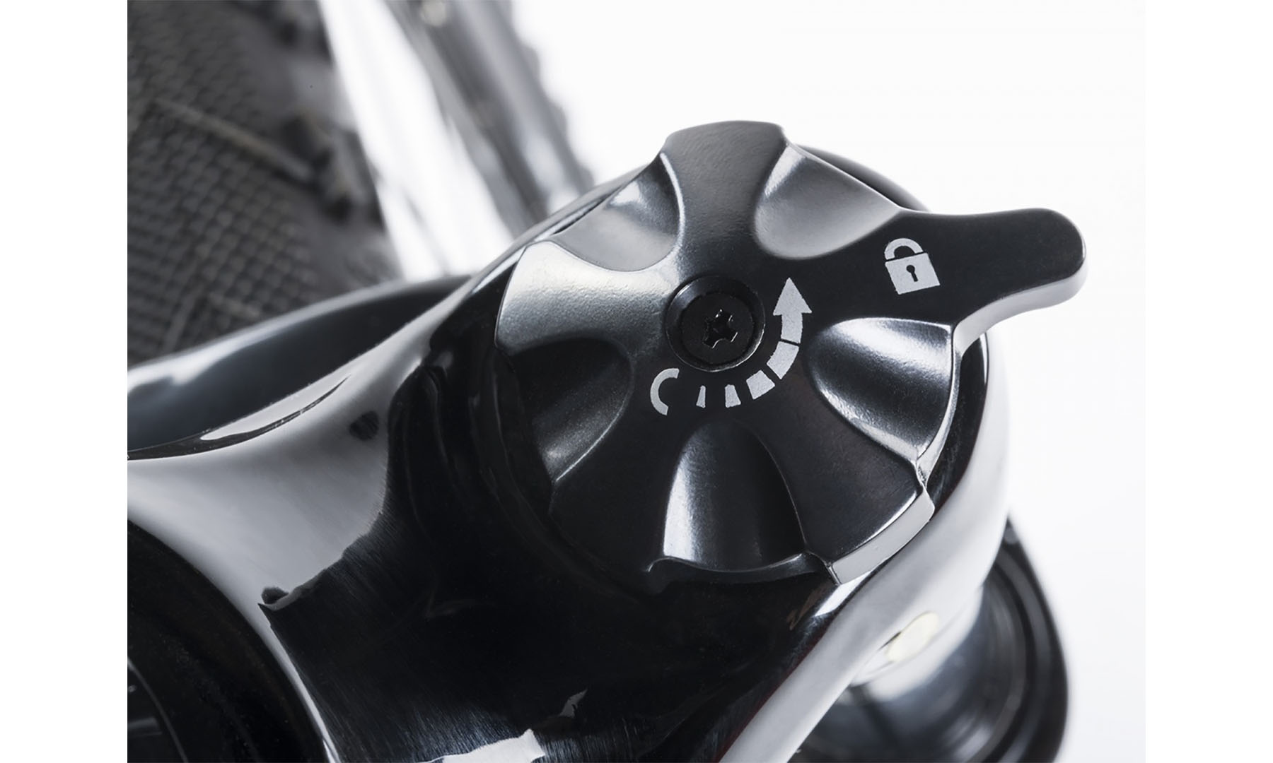 Велосипед AUTHOR Mission 29", 2024, розмір XL, рама 22", колір сріблястий (червоний) // чорний 2