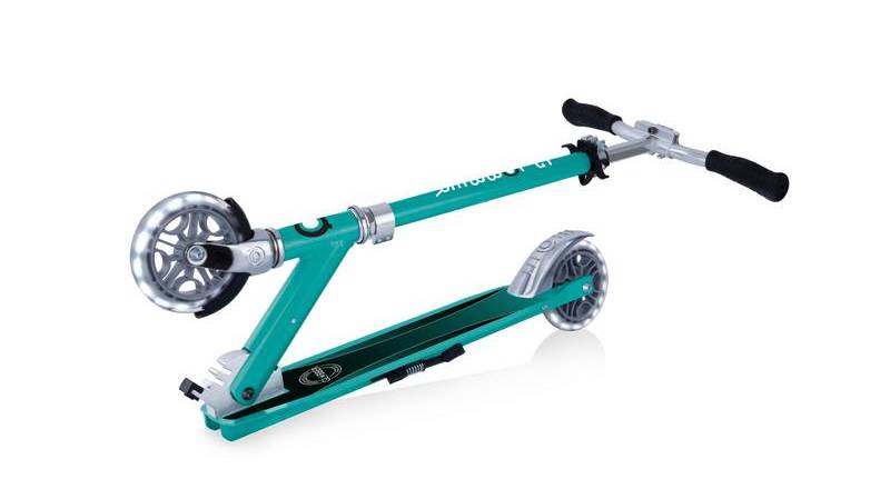 Самокат GLOBBER FLOW ELEMENT LIGHTS, нефритовий, колеса з підсвічуванням, 5+ 2 Самокат GLOBBER FLOW ELEMENT LIGHTS, нефритовий, колеса з підсвічуванням, 5+ 2
