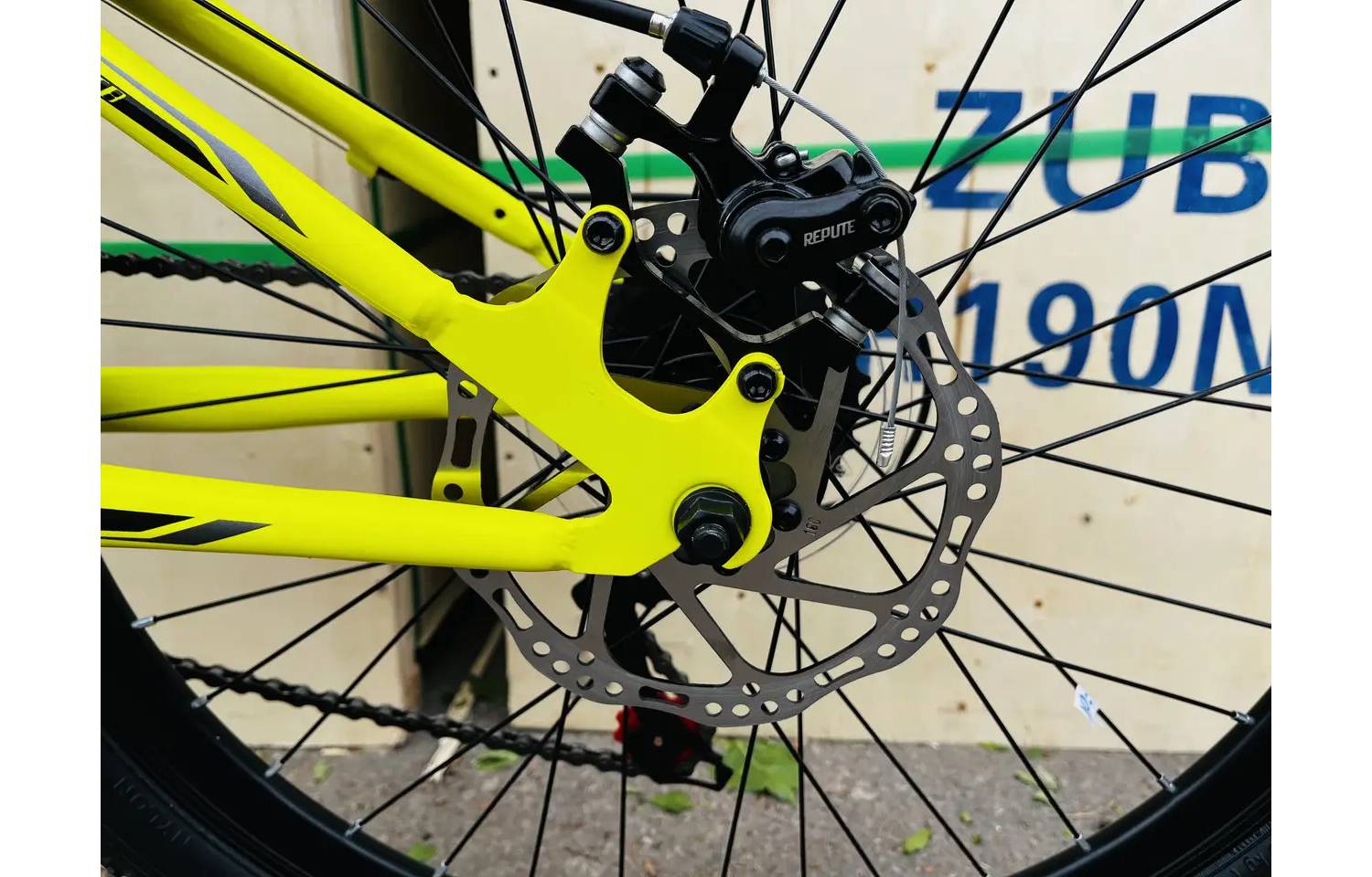 Фотографія Велосипед подростковый Viper Extreme D 26" размер XS рама 13 2024 Желтый 5