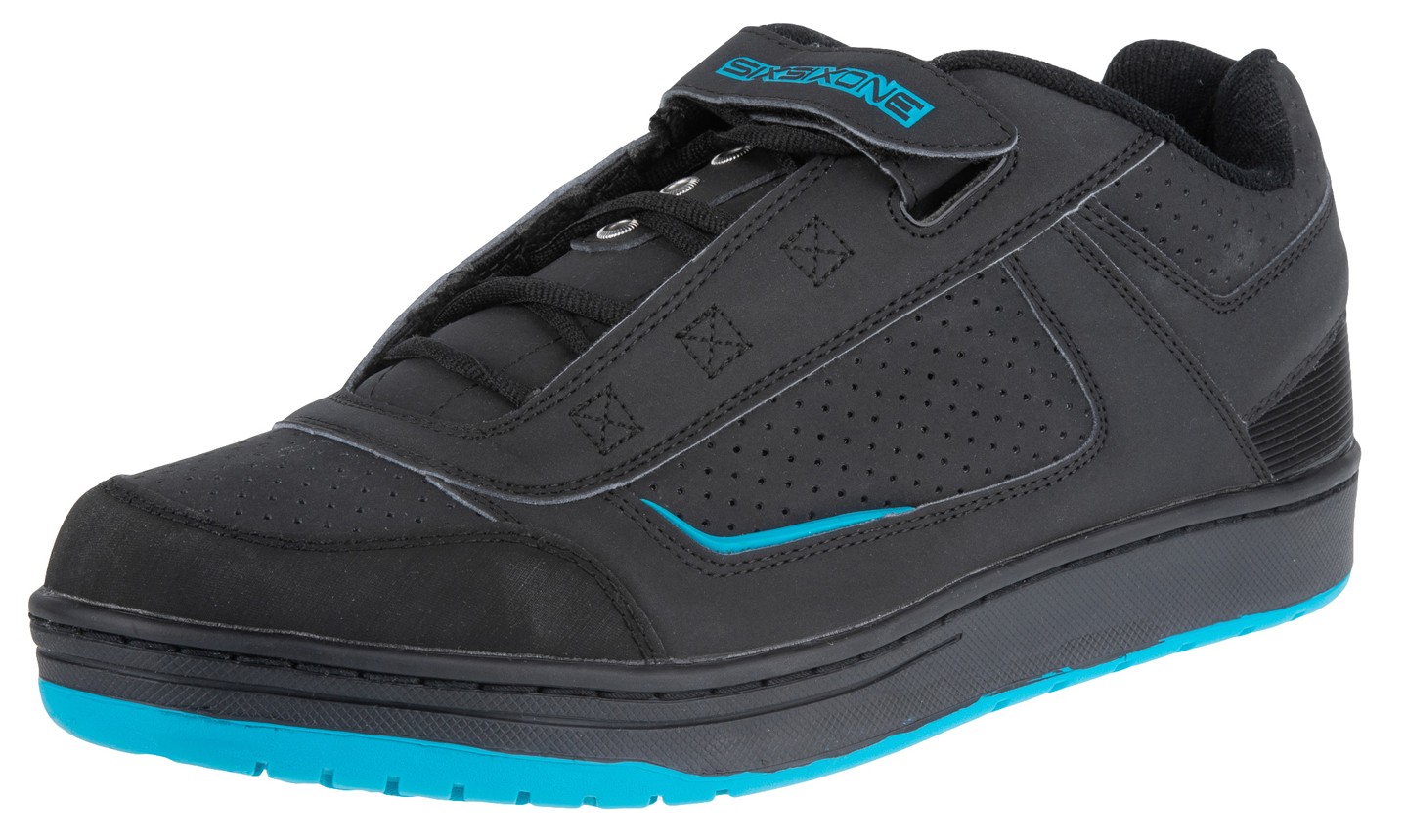 Фотография Велосипедная обувь SixSixOne Filter SPD, Черный/Голубой, US 8,5 / EU 41