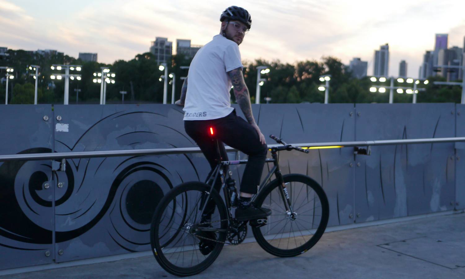 Комплект мигалок передняя+задняя Knog Plus Twinpack 40/20 Lumens Black 20